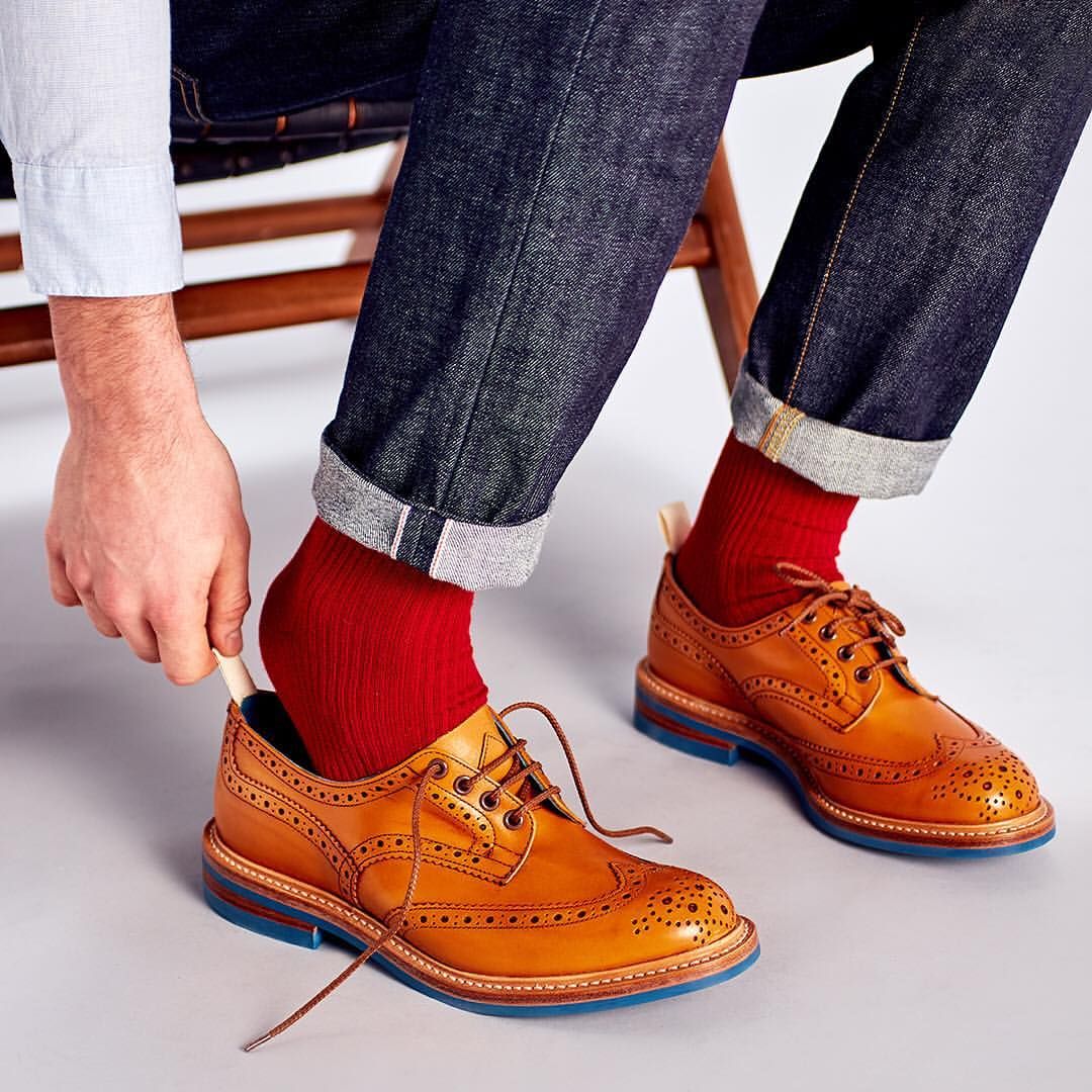 Tricker's Bourton Revival Acorn Antique Country Shoe - Image 5